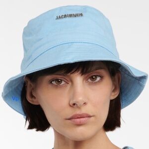 🆕 JACQUEMUS bucket hat